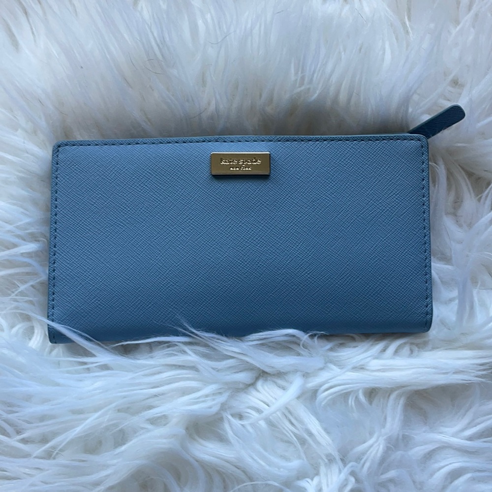 Kate spade blue wallet.  Clean.